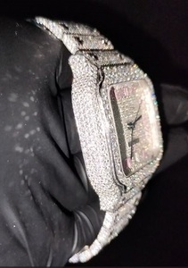 Reloj de Lujo Plateado con Incrustaciones de Diamantes Moissanite VVS, Números Romanos Rosados, Caja Cuadrada, Brazalete de Acero, Mecánico Personalizado para Hombre - Product Image 4