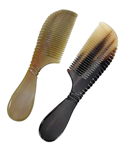 Peigne en corne de buffle naturelle de qualité supérieure, à dents fines, écologique, fait main FAIZA CRAFT pour usage en salon, soin professionnel des cheveux - Product Image 2