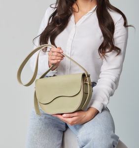 Bolso Bandolera de Cuero Verde Claro con Solapa, Bolso de Hombro de PU para Viajes Diarios - Product Image 3