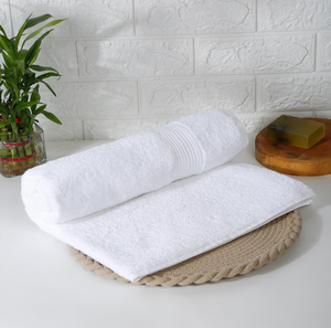 Serviettes de bain en coton à étiquette privée OEM, 300-800 GSM, antibactériennes, pour usage hôtelier - Product Image 4