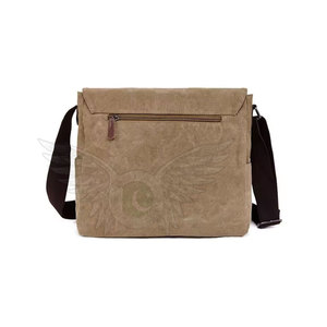 Sac banane en cuir écologique pour femme avec sangle réglable et fermeture éclair, organisateur de taille confortable pour les activités quotidiennes et les voyages - Product Image 4