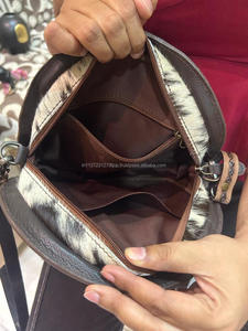 Nuevo estilo occidental herramientas de mano tallado elegante bolso de piel de vaca Sling Bag Crossbody hombro Boho Bolsos De Mujer - Product Image 5