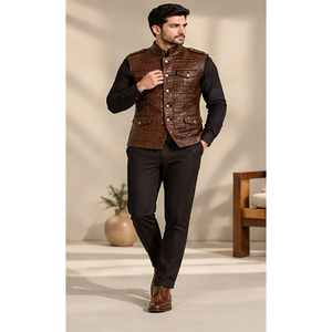 Chaleco de Cuero Marrón para Hombre Maktra 2026, con Estampado de Cocodrilo y Múltiples Bolsillos Delanteros - Product Image 5
