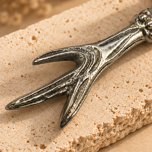 ที่เปิดขวดรูปเขากวาง AK Brass Antler สีเงิน ดีไซน์ทันสมัย สำหรับอุปกรณ์ครัว/อุปกรณ์บาร์ - Product Image 3