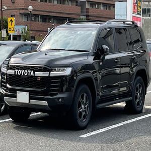 Toyota Land Cruiser 4.7L VX-R Luxury <span class=keywords><strong>2005</strong></span> Usado, 4x4 con DVD, Asientos, Neumáticos R18 y Características de Lujo - Product Image 1