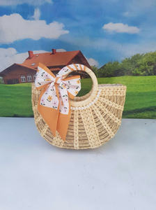 Bolso Triangular Pequeño Hecho a Mano con Jacinto de Agua, Bolso de Playa Tejido Ecológico para Mujer - Product Image 3