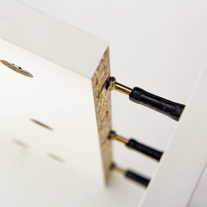 Portabagagli in legno con ascensore bianco - Product Image 3