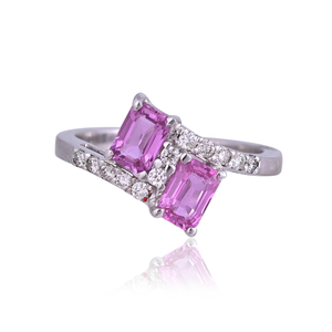 Anillo de Plata de Ley 925 con Rodio y Zafiro Rosa, Doble Piedra, con Pavé de Circonitas, Diseño Cruzado, Joyería de Compromiso y Cóctel, Venta al por Mayor - Product Image 1
