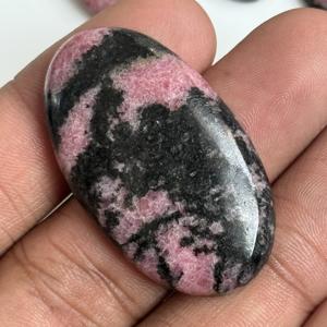 Rodonita natural rosa y negra, cabujón de piedra preciosa suelta, rodonita pulida, cabujones lisos para la fabricación de joyas, colgantes y anillos. - Product Image 3