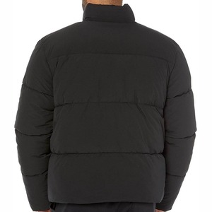 Chaqueta Acolchada con Capucha y Cierre para Hombre, Calidad Premium, Diseño Sólido, Ecológica, Resistente al Viento y al Agua, 100% Fibra de Poliéster - Product Image 4