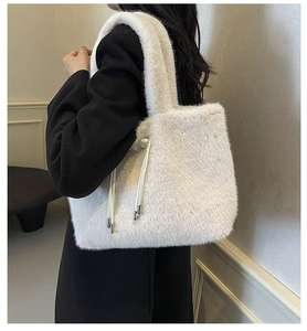 Nuevo Bolso de Hombro de Mujer a la Moda con Diseño de Lazo y Estampados de Animales en Piel Sintética - Product Image 1