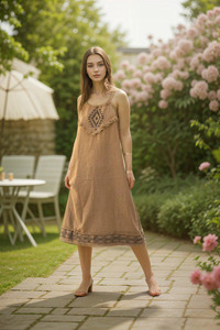 Vestido Maxi Boho de Algodón Khadi con Bordado Geométrico Tribal, Espalda Descubierta, Vestido Largo, Ropa de Resort de Algodón Orgánico Ecológico - Product Image 2