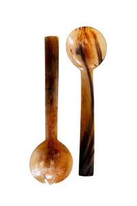 Ensemble de 2 cuillères à salade en corne, design tendance, fabriquées à la main à partir de corne de buffle naturelle, à prix abordable. - Product Image 4