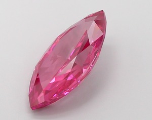 Diamant de laboratoire CVD de 4,06 carats, taille marquise, rouge vif fantaisie, clarté VS1, polissage excellent, qualité supérieure, pierre libre pour joaillerie fine - Product Image 2