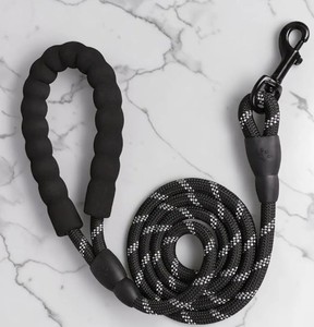 Correa Ajustable Premium Ecológica para Perros, Resistente, 100% Algodón, con Mango Moderno y Cómodo - Product Image 1