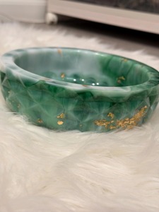 Ensemble de saladiers en résine faits à la main avec texture marbrée et motif tourbillon aquatique, utilisés à la maison, à l'hôtel et au restaurant - Product Image 5