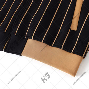 Chaqueta de Béisbol Varsity Unisex de Alta Calidad Alppha Phi Aplha, Mangas en Contraste, Impermeable, Transpirable, para Invierno - Product Image 6