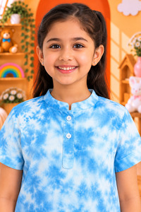 Chemise Henley à manches courtes pour filles, bleu tie-dye, col montant, décontractée, pour l'été - Product Image 3
