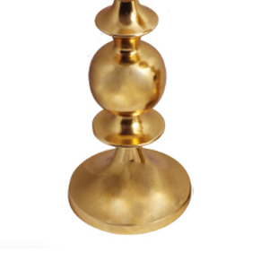 Compre un Portavelas Decorativo de Aluminio para Decoración del Hogar, Portavelas de Pilar con Acabado Dorado, Hecho a Mano y Personalizado - Product Image 4