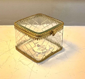New Style Brass Metal <b>Glass</b> Container Square Jewellery Display <b>Box</b> Mirror Base Handmade Simple Jewellery <b>Box</b> for Girls & Women - Product Image 4
