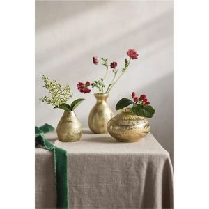 Wholesale Modern Luxury Hammered Iron Vase Golden Copper Finish <b>Tall</b> Metal Flower Vase for Living Room Hotel Home <b>Table</b> Decor - Product Image 6