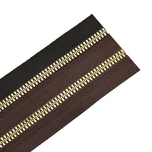 Hot Selling Luggage Clothes Bags Pants Resin <b>Zipper</b> Yard Packing 3# 5# Imitate Metal Open End Durable <b>Zipper</b> - Product Image 4
