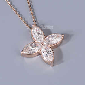 Pendentif de luxe en or rose 14 carats avec moissanite pour femme, orné de quatre pierres taille marquise, pesant un total de 3,67 carats (WT) - Product Image 3