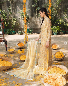Elegant Women's Gold Silk Salwar Kameez With Embroidery For Wedding Occasion Regular Fit All Seasons - Product Image 2
