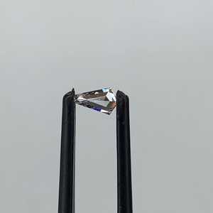 Diamante Cultivado en Laboratorio de 0.23 CT, 5.8x3.4mm, Corte Escudo, Corte Único, Certificado IGI, para Colgante - Product Image 4