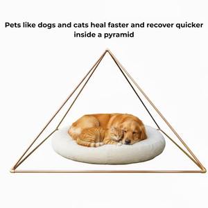 Pyramide en cuivre polie à la main pour la méditation, la guérison énergétique, le chakra, le yoga, le Reiki, l'orgonite, la cristalthérapie, le bien-être, la pleine conscience et le zen - Product Image 2