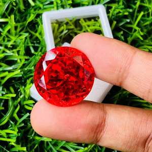 Cuarzo Rojo Suelto, Gema Rara, Diseñada para un Brillo Rojo Intenso, Belleza Natural, Joyería Fina Atemporal, Corte Brillante - Product Image 2