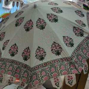 Sombrillas Tradicionales Hechas a Mano en India, Sombrilla Redonda de Algodón con Estampado a Mano para Jardín - Product Image 4