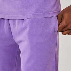 Ensemble de survêtement personnalisé 2 pièces pour homme : sweat à capuche et pantalon de jogging, design noir avec coutures - Product Image 5