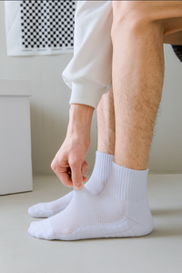 Chaussettes de sport en coton pour hommes avec logo personnalisé, motif dessin animé, respirantes, légères, absorbant la transpiration, idéales pour l'automne - Product Image 5