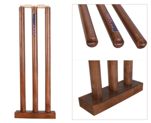 Piquets de cricket en bois pour placement multi-surfaces avec base en bois. 3 piquets et 2 barres de frappe BY NAQQASH SPORTS - Product Image 4