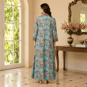 Vestido Maxi de Seda de Alta Calidad, Talla Única, Azul Carmesí, Estilo Vintage, Paisley Mandala |   Ropa de Estilo Bohemio con Estampado Étnico para Vacaciones en Ibiza - Product Image 5