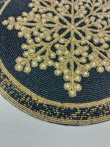 FAIZA CRAFT Set de table rond fait main avec mandala perlé et broderie florale dorée (perles de verre) pour la décoration intérieure - Product Image 3