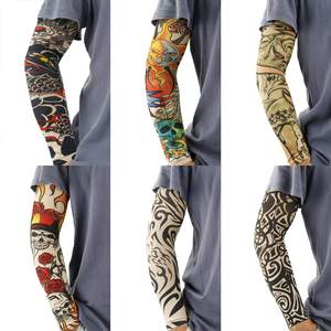 Manchons de compression unis et vierges personnalisables pour hommes, pour le sport, la sublimation, le football américain et le baseball - Product Image 4