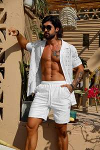 Ensemble décontracté pour homme, chemise à manches courtes et short assorti imprimé cocotier, tenue de plage estivale colorée, ensemble deux pièces pour homme - Product Image 4