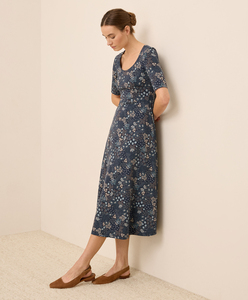 Robe en coton ajustée à col rond pour femme, manches courtes, coupe évasée décontractée, lavable et écologique - Product Image 1