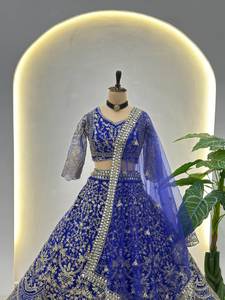 Ramdev Trading Lehenga Choli Traditionnel pour Femmes en Soie Chinon Matériaux Recyclés pour Fêtes Mariages Célébrations - Product Image 3