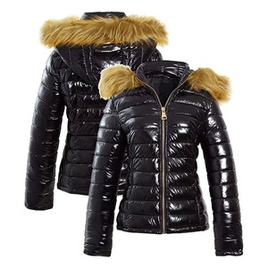 Chaqueta Acolchada Negra para Mujer con Capucha con Ribete de Piel, Cierre de Cremallera, Manga Larga, Abrigo Cálido de Invierno, Largo Regular - Product Image 5