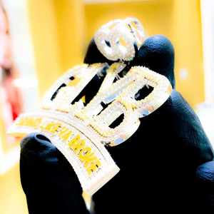 Colgante de Letra Inicial con Corona Clásica de Diamantes en Plata de Ley Chapada en Oro Rosa de 14K para Niños, Bodas y Fiestas - Product Image 3