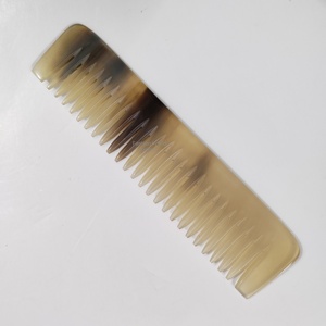 Peigne étroit en corne de buffle Couleur naturelle Massage barbe Peignes multi-usages Facile à utiliser Prix d'usine pour cheveux Style Saloon - Product Image 5