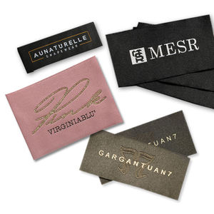 Étiquettes tissées en tissu damassé avec logo personnalisé, à coudre, en forme de drapeau, lavables, pour vêtements et mode - Product Image 4