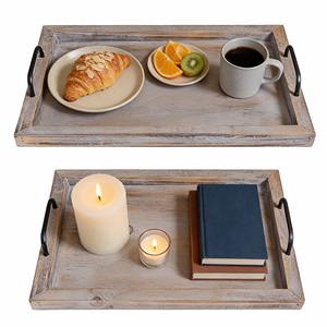 Bandeja de Servir Rústica de Madera de Cedro con Acabado Antiguo Desgastado, Venta al por Mayor - Product Image 1