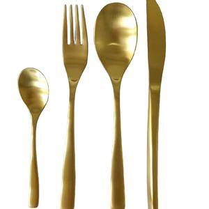 Juego de Cubiertos de Lujo en Dorado Mate, Estilo Escandinavo, para Mesa de Comedor - Product Image 1