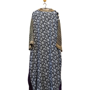 Bata Larga de Seda Hecha a Mano Vintage Kimono Sari, Bata de Baño Vintage Reciclado Sari Kimono Étnico, Ropa de Dormir Maxi - Product Image 6