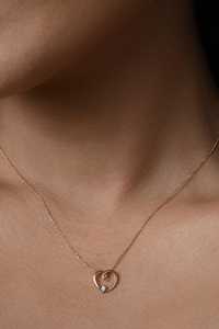 Collar de Oro Sólido 14K 18K con Diamante Redondo Cultivado en Laboratorio en Forma de Corazón Abierto Pequeño, Cadena Delicada para Uso Diario, Collar de Amor Personalizado al por Mayor - Product Image 6