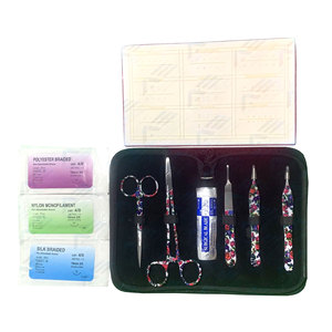 Kit de pratique de suture et de dissection durable de qualité supérieure pour étudiants en anatomie, biologie et médecine - Product Image 1